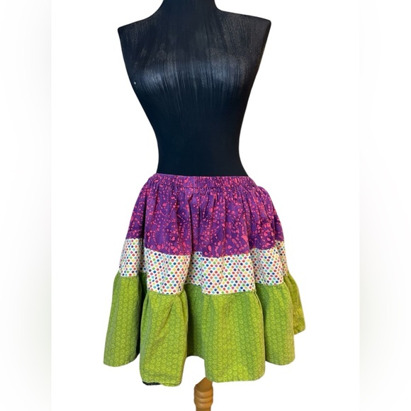 Multicolored Mini Bubble Skirt with Tiered Design for Casual Wear - Picture 8 of 10